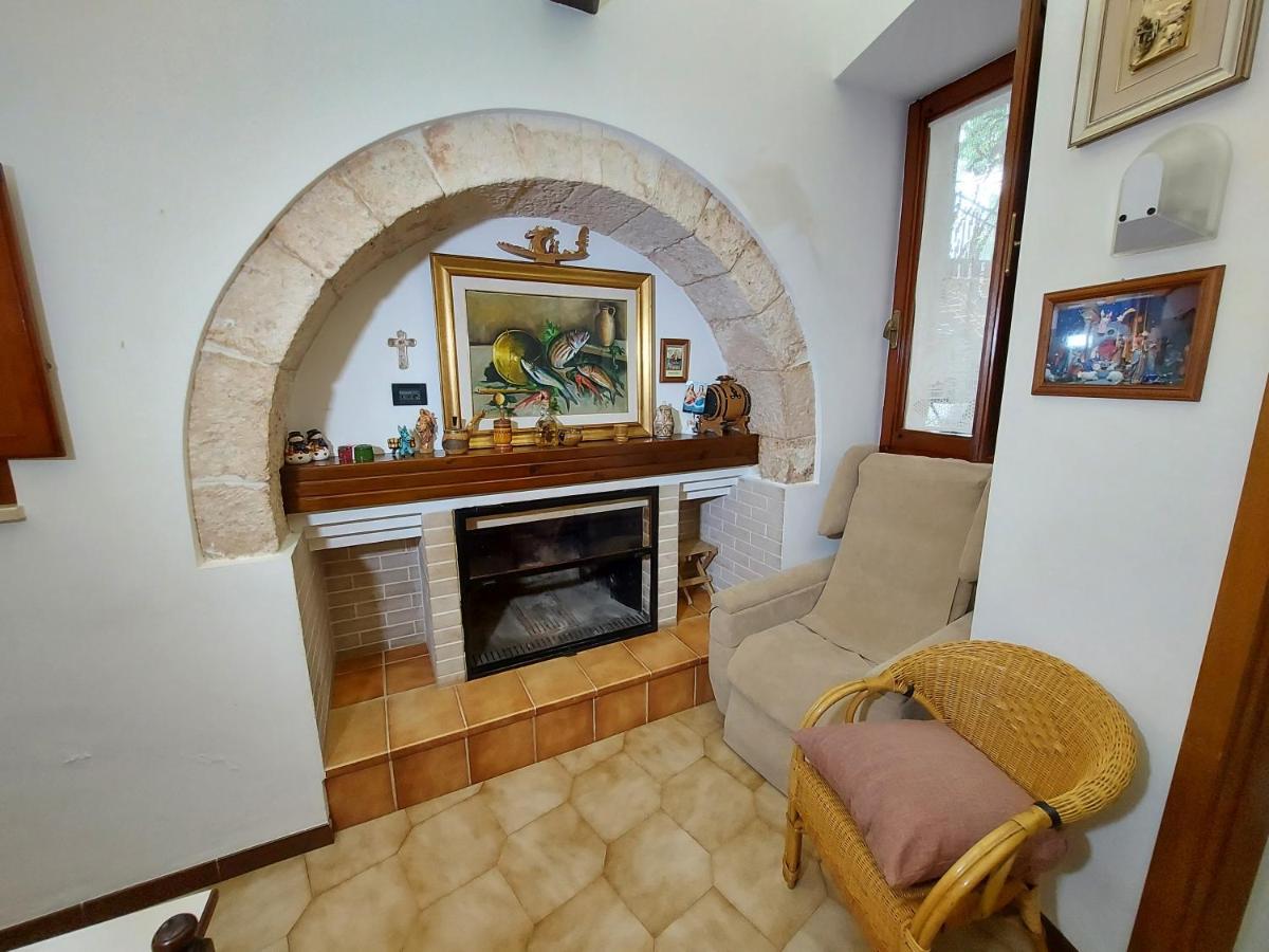הוילה אלברובלו Il Trullo Di Giada E Mattia מראה חיצוני תמונה